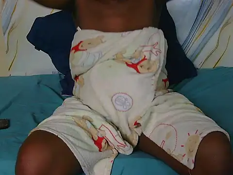 l4 love online show from 12-04-25, 01:32