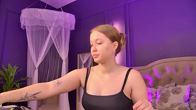 Eva Haris online show from 09-24-25, 06:09