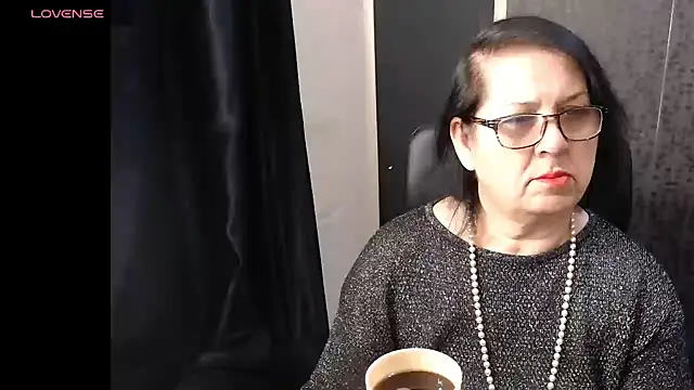 MissSanjanne online show from 04-15-26, 02:28