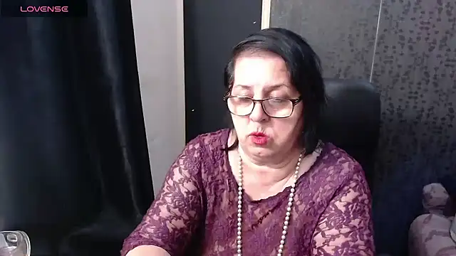 MissSanjanne online show from 04-18-26, 07:07