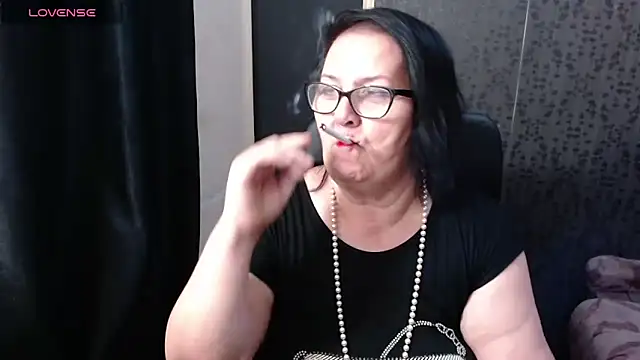 MissSanjanne online show from 05-18-26, 07:29