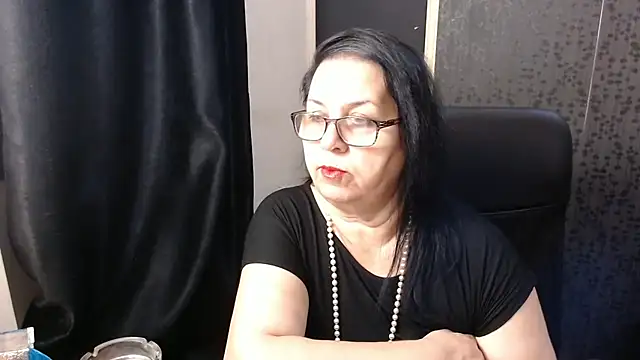 MissSanjanne online show from 11-30-25, 03:02