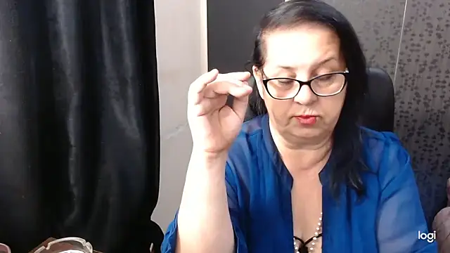 MissSanjanne online show from 10-28-25, 09:47