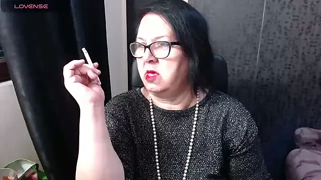 MissSanjanne online show from 05-18-26, 02:33
