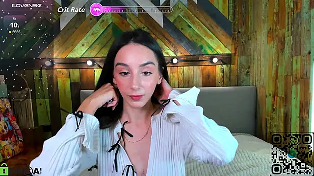 Snapshot of Elliizabeth chatting on 10-22-25, 07:19 Elliizabeth online show from 10-22-25, 07:19