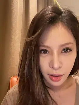 miumiu-66 online show from 05-18-26, 08:02