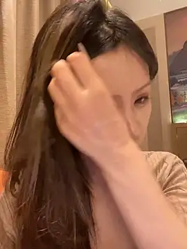 miumiu-66 online show from 05-15-26, 05:00