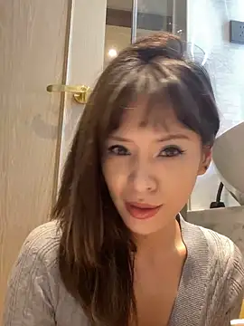 miumiu-66 online show from 05-06-26, 10:30