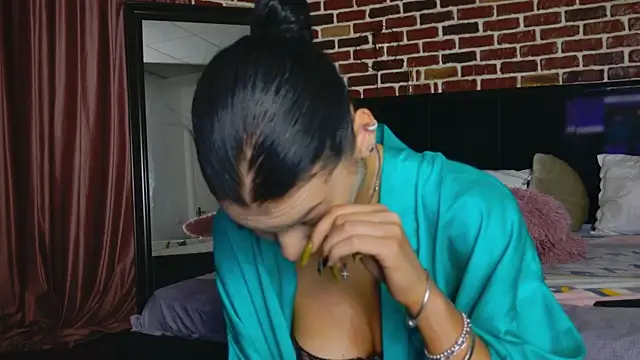 MeganSin  online show from 10-08-25, 04:25