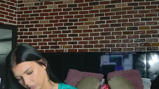 MeganSin  online show from 10-16-25, 04:32