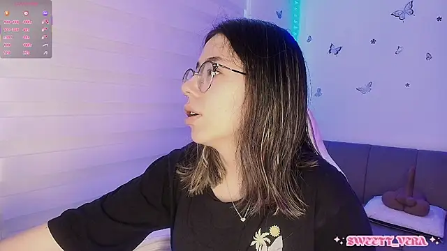 Snapshot of sweettvera chatting on 02-11-26, 12:49 sweettvera online show from 02-11-26, 12:49