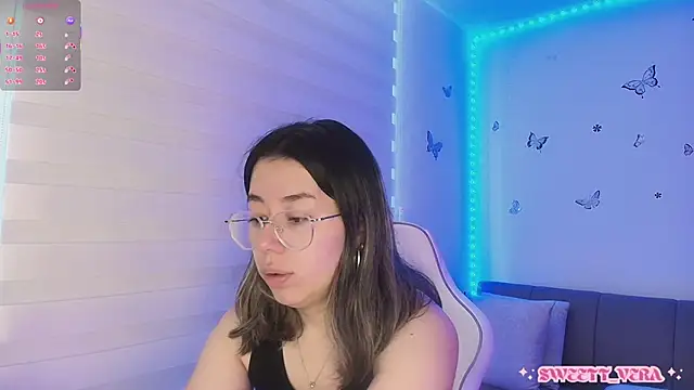 Snapshot of sweettvera chatting on 03-17-26, 12:52 sweettvera online show from 03-17-26, 12:52