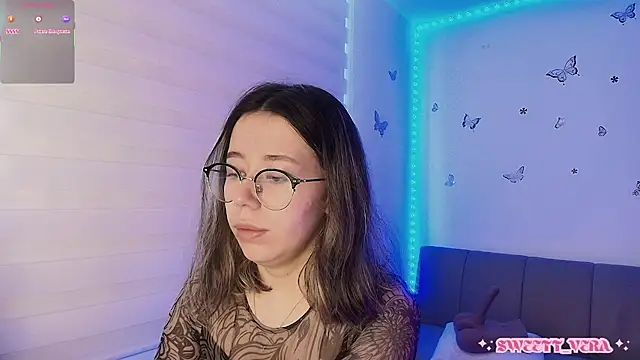 Snapshot of sweettvera chatting on 02-08-26, 12:47 sweettvera online show from 02-08-26, 12:47