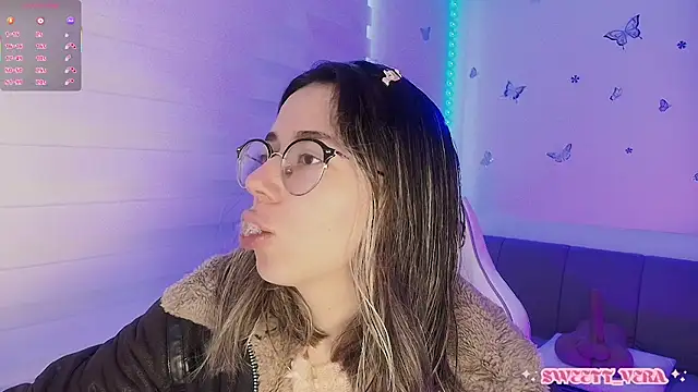 Snapshot of sweettvera chatting on 02-17-26, 01:41 sweettvera online show from 02-17-26, 01:41