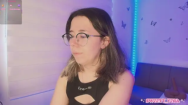 Snapshot of sweettvera chatting on 02-24-26, 01:01 sweettvera online show from 02-24-26, 01:01