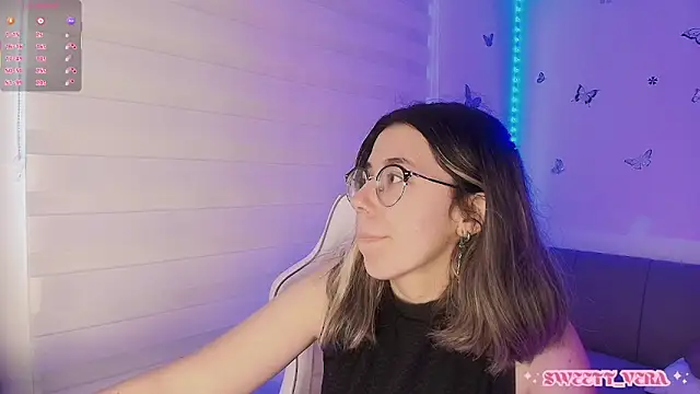 Snapshot of sweettvera chatting on 02-13-26, 01:11 sweettvera online show from 02-13-26, 01:11