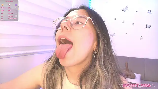 sweettvera online show from 06-25-26, 10:37