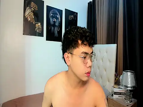 JuliuswildCock online show from 10-12-25, 05:03