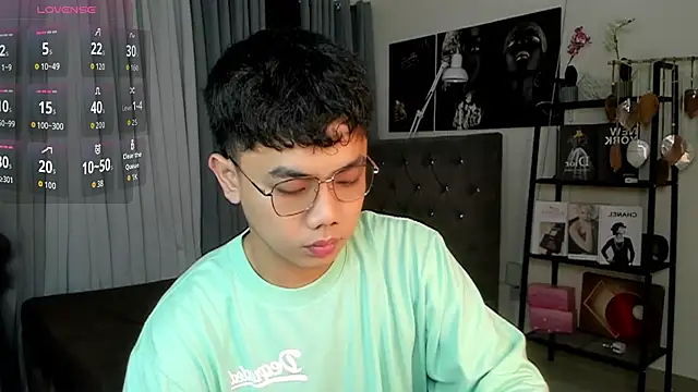 JuliuswildCock online show from 10-05-25, 04:53