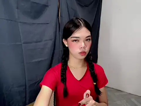 Snapshot of Ts_ecaxxx chatting on 10-18-25, 04:25 Ts ecaxxx online show from 10-18-25, 04:25