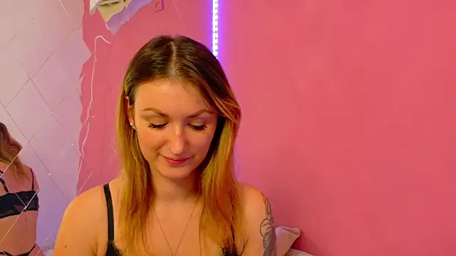 Anaayss  online show from 10-28-25, 05:50