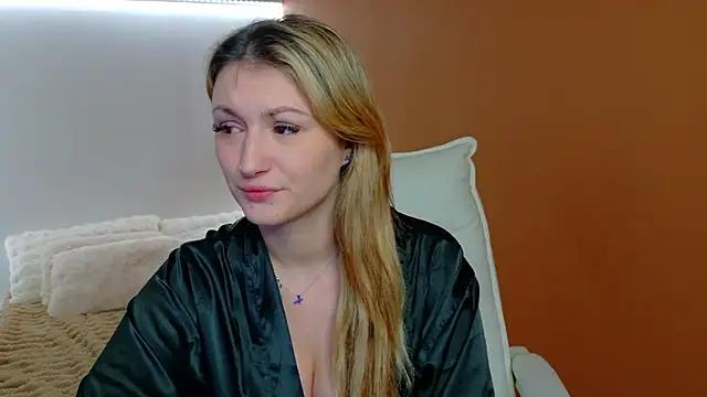 Snapshot of Anaayss_ chatting on 01-19-26, 05:33 Anaayss online show from 01-19-26, 05:33