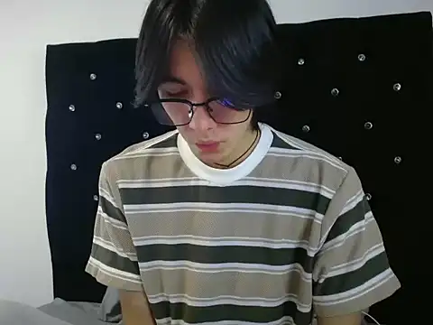 Snapshot of Matti_Mendez_ chatting on 07-04-26, 04:11 Matti Mendez online show from 07-04-26, 04:11