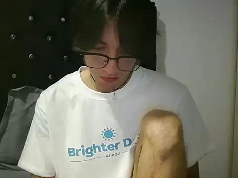 Snapshot of Matti_Mendez_ chatting on 06-20-26, 12:37 Matti Mendez online show from 06-20-26, 12:37