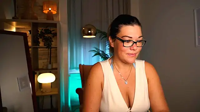 mrs fllowerr online show from 09-30-25, 02:12