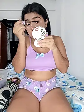 Snapshot of Sashalana chatting on 10-01-25, 12:53 Sashalana online show from 10-01-25, 12:53