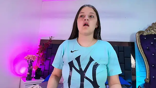 Krystal Heartss online show from 11-28-25, 03:01