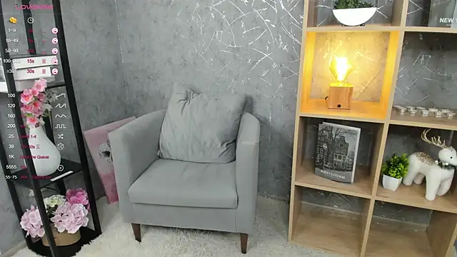 ElenoreReth online show from 11-19-25, 02:11