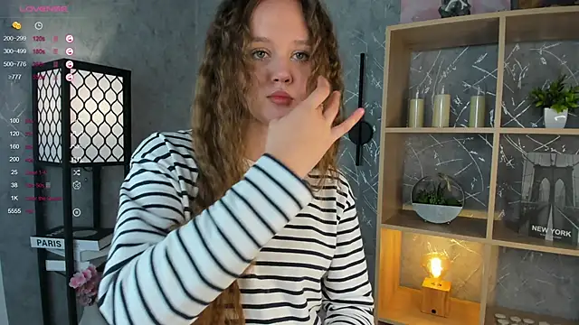 ElenoreReth online show from 11-14-25, 04:49