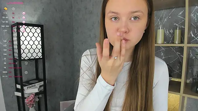 ElenoreReth online show from 11-24-25, 01:27