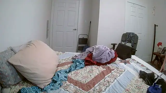 Buggy1965 online show from 04-12-26, 05:49