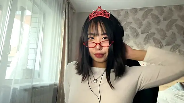 EliseGoade online show from 09-28-25, 10:11