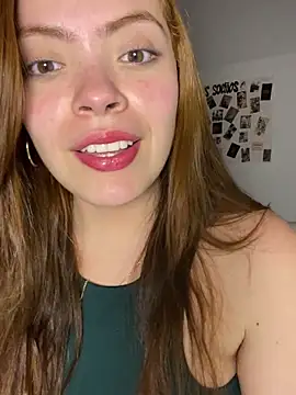 Snapshot of Bleer_Rousse chatting on 11-11-25, 10:37 Bleer Rousse online show from 11-11-25, 10:37