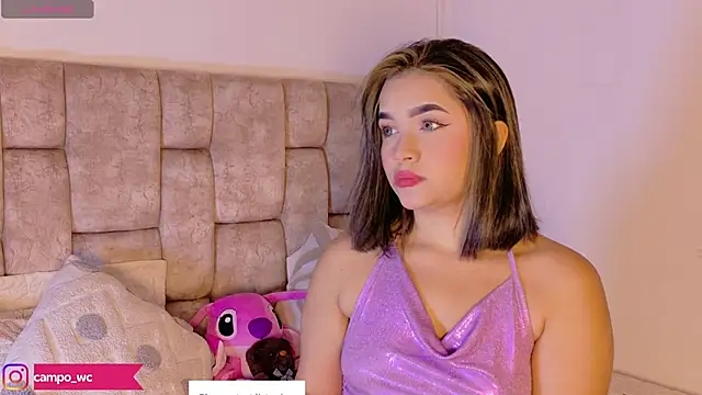 Snapshot of LunaOcampo_ chatting on 10-14-25, 08:31 LunaOcampo  online show from 10-14-25, 08:31