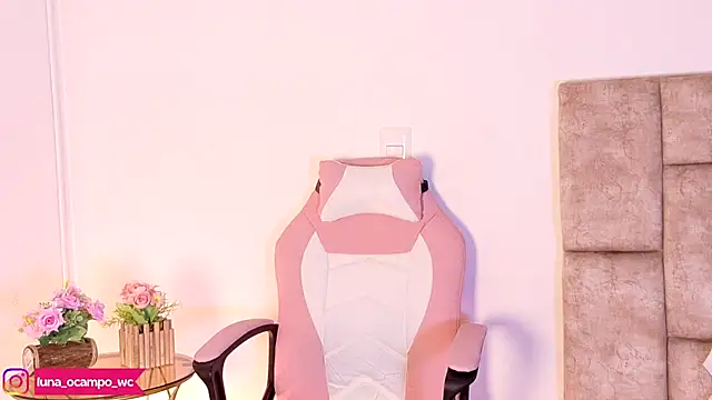 LunaOcampo  online show from 11-16-25, 09:08