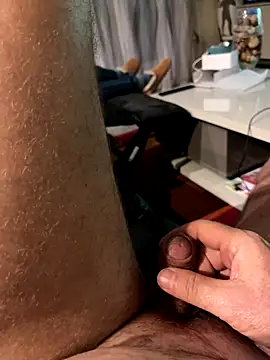 Roccobis online show from 12-04-25, 11:04