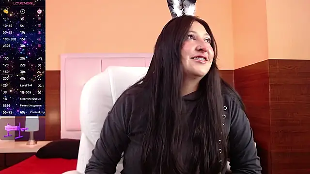 Snapshot of Kata_Rosse chatting on 11-01-25, 04:41 Kata Rosse online show from 11-01-25, 04:41