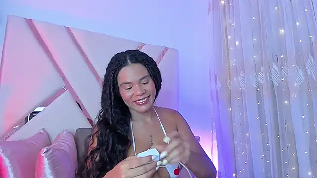 Jade Thonson1 online show from 05-28-26, 08:04