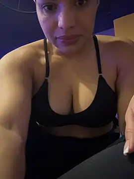 Anavalle online show from 02-06-26, 07:21