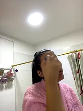 IsabellaJoness  online show from 10-18-25, 11:12