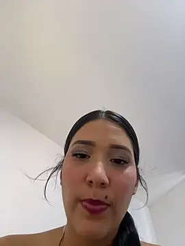 IsabellaJoness  online show from 03-09-26, 05:05