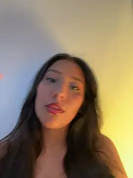 IsabellaJoness  online show from 03-12-26, 08:24