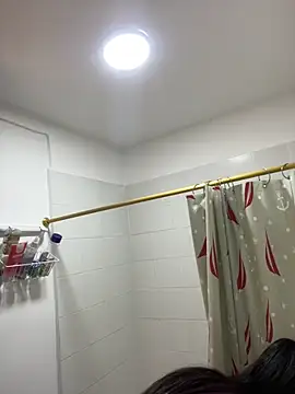 IsabellaJoness  online show from 10-10-25, 11:44