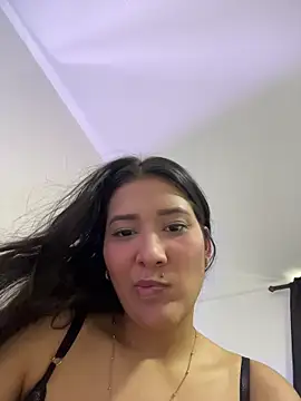 IsabellaJoness  online show from 04-03-26, 08:37