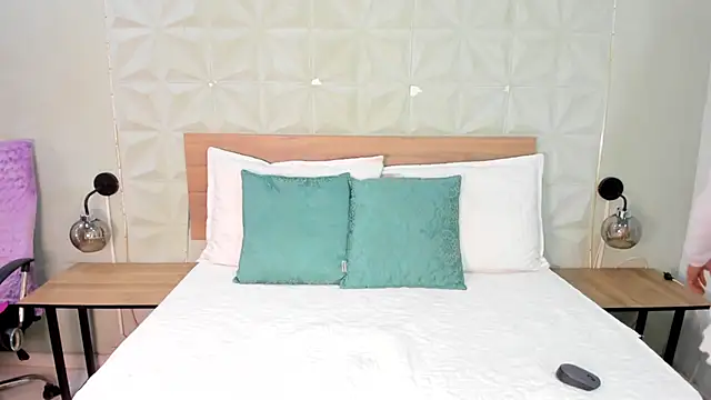 ValeryTrans  online show from 03-20-26, 01:23