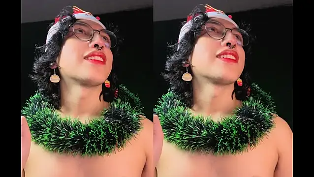 Snapshot of -BlueOpal- chatting on 12-16-25, 07:07 -BlueOpal- online show from 12-16-25, 07:07